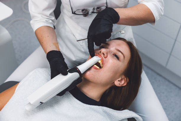 Best Same-Day Emergency Dentist in Island Walk, FL