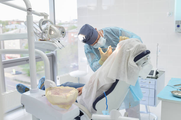 Best Same-Day Emergency Dentist in Island Walk, FL